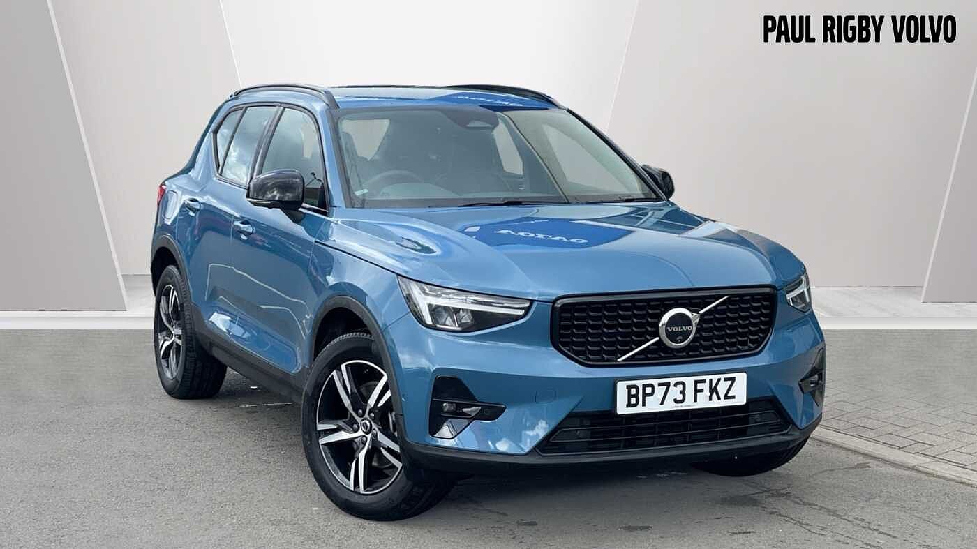 Main listing image - Volvo XC40