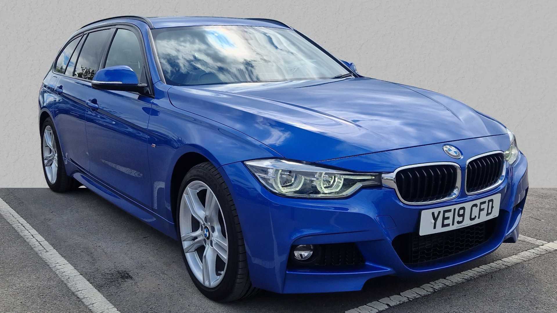 Main listing image - BMW 3 Series Touring