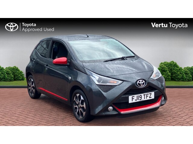 Main listing image - Toyota Aygo