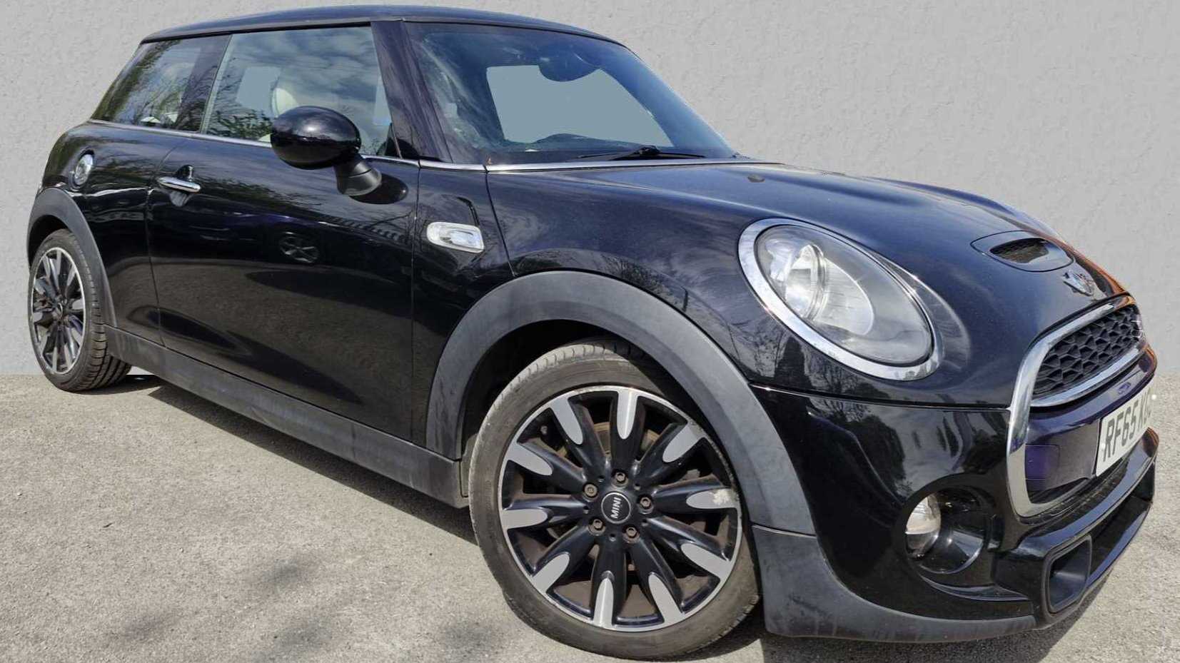 Main listing image - MINI Hatchback