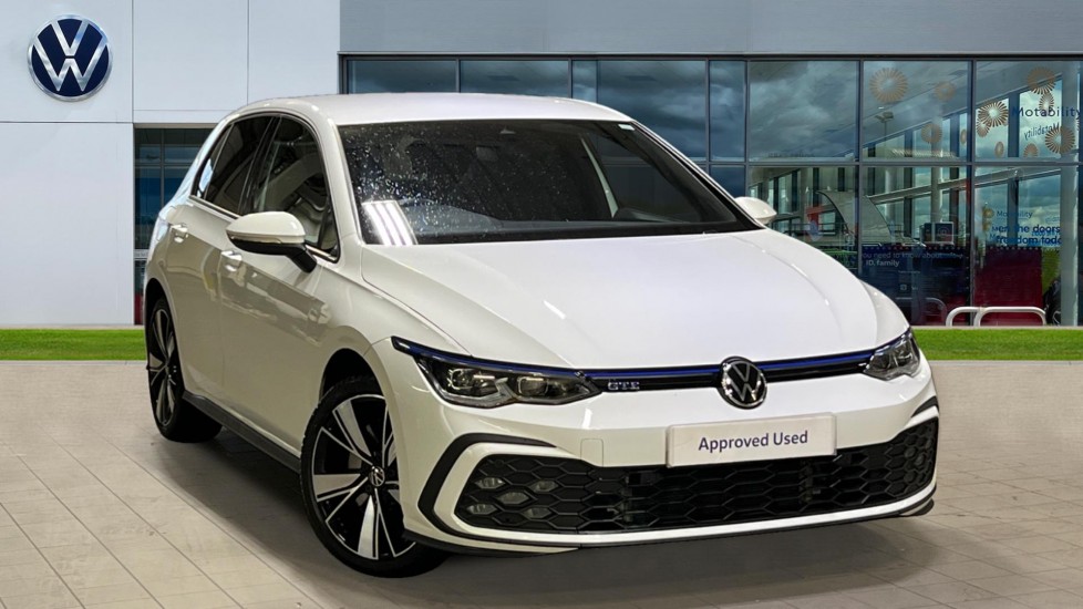 Main listing image - Volkswagen Golf GTE