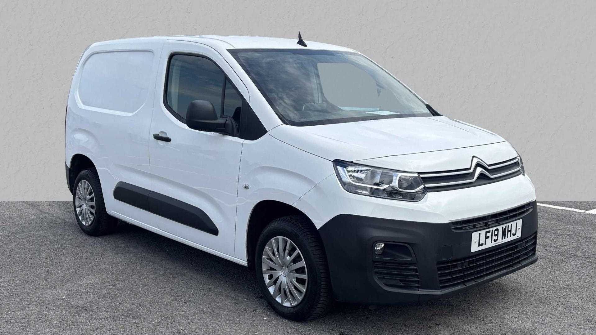 Main listing image - Citroen Berlingo Van