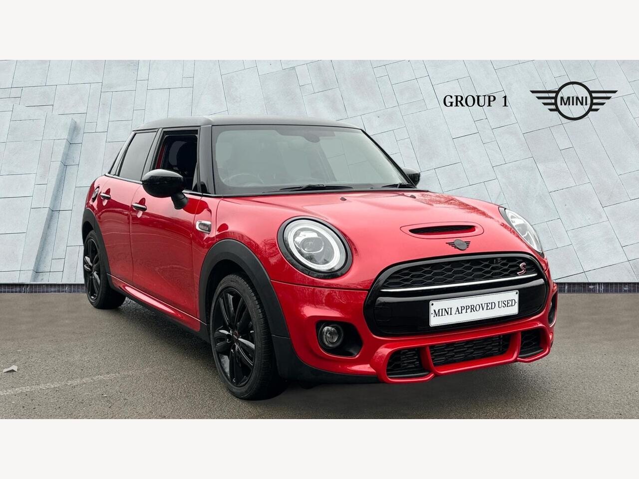 Main listing image - MINI Hatchback 5dr