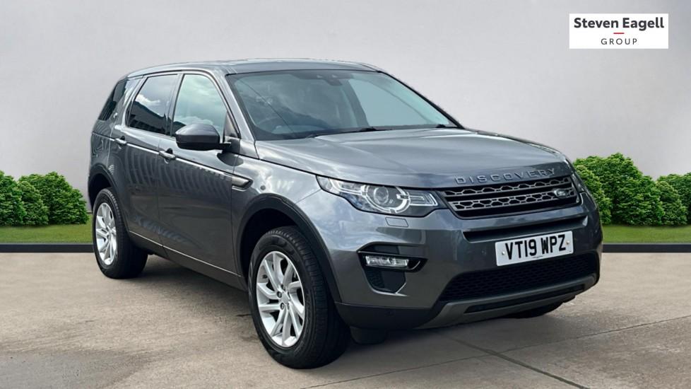 Main listing image - Land Rover Discovery Sport