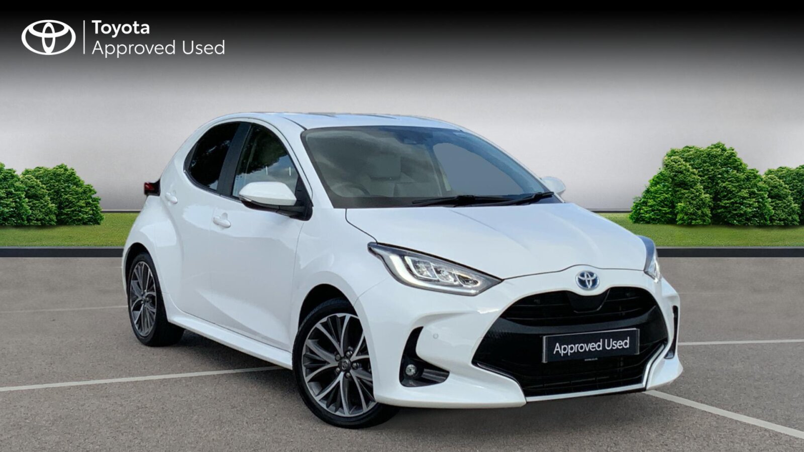 Main listing image - Toyota Yaris