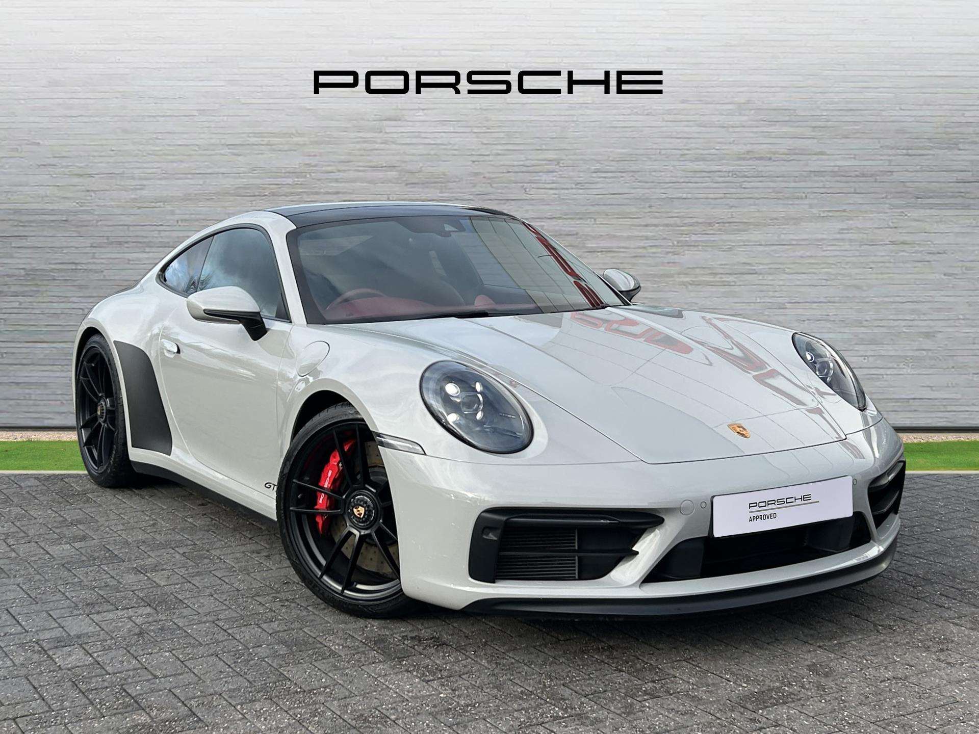 Main listing image - Porsche 911