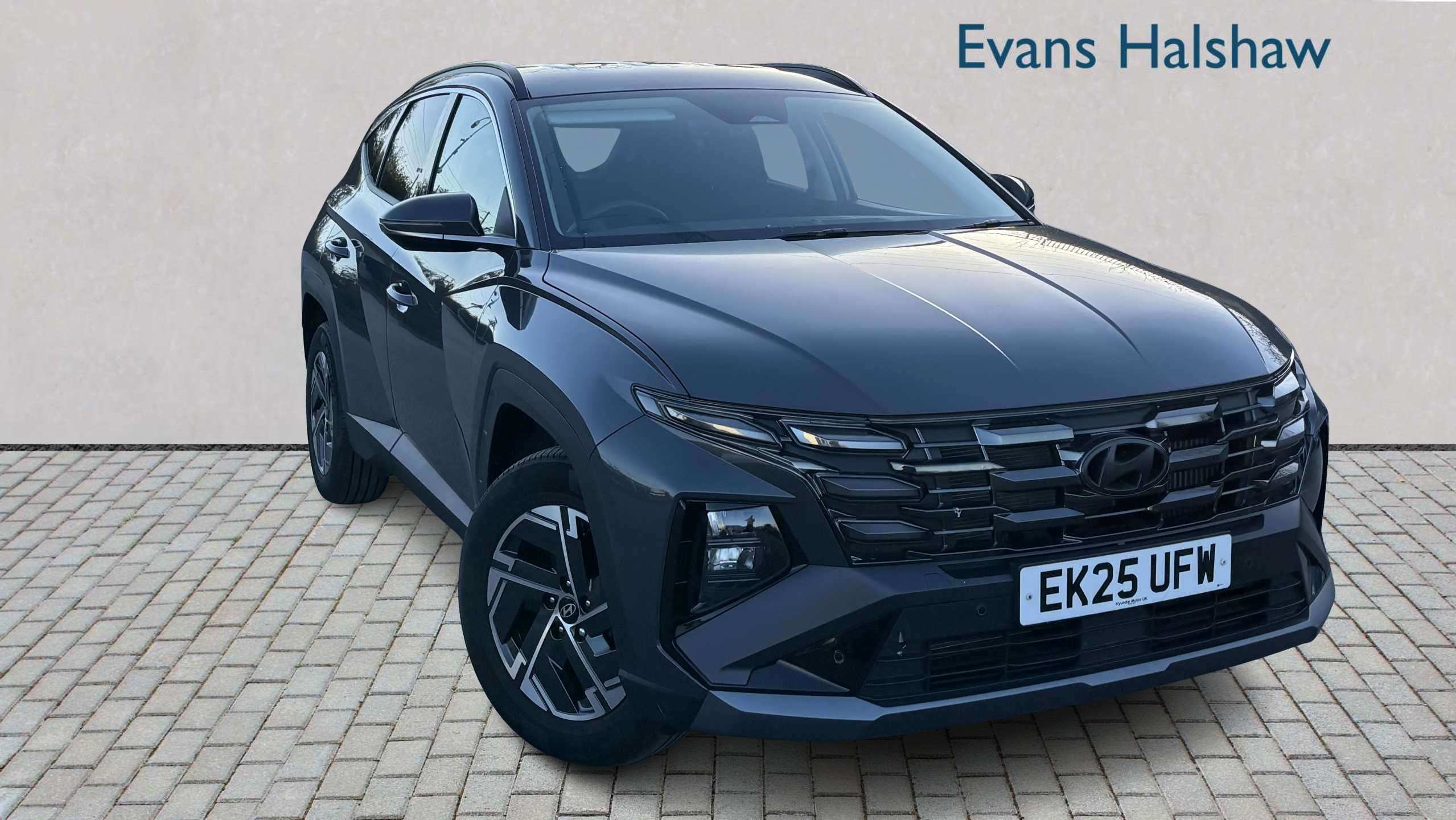 Main listing image - Hyundai Tucson