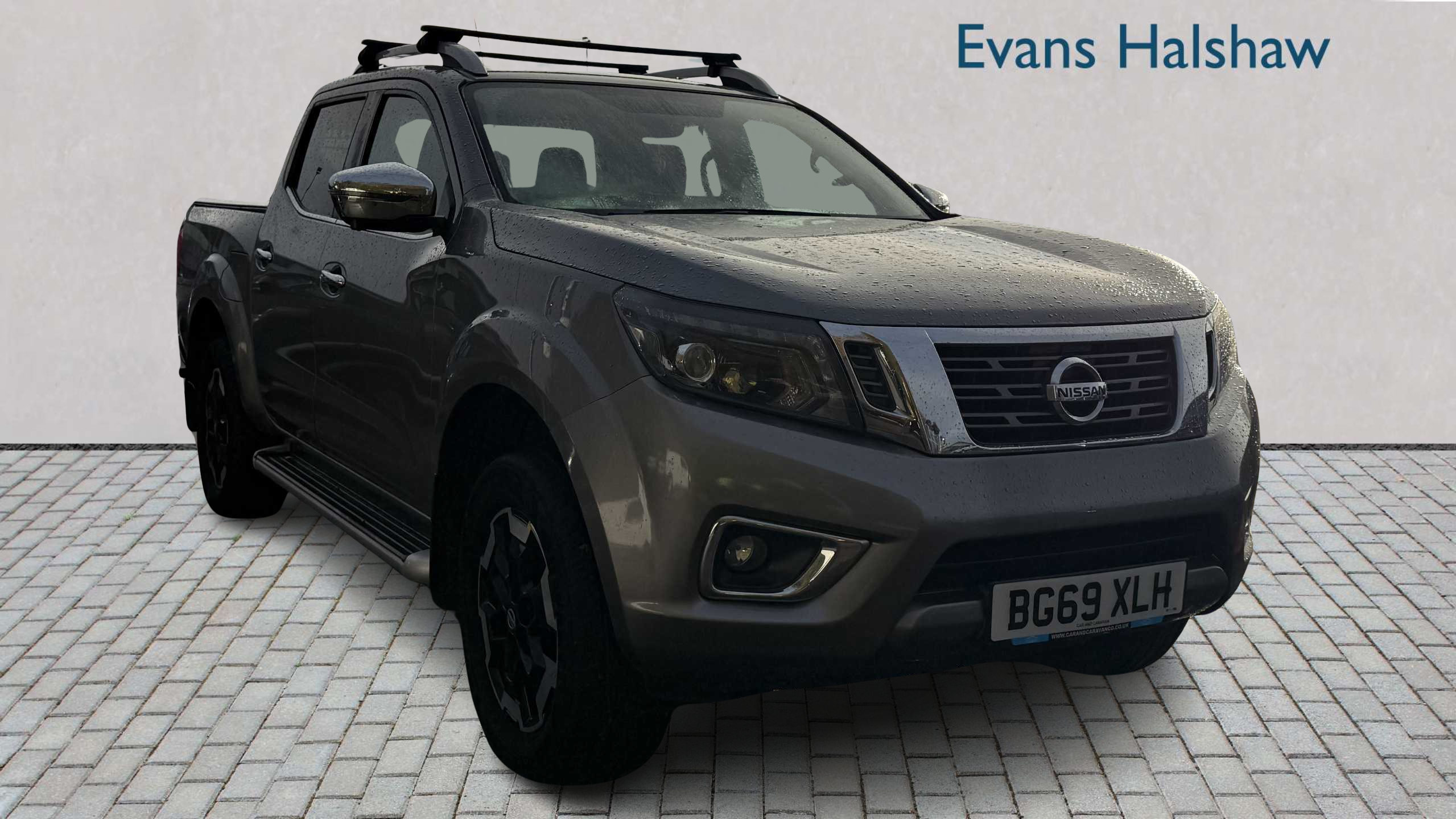 Main listing image - Nissan Navara