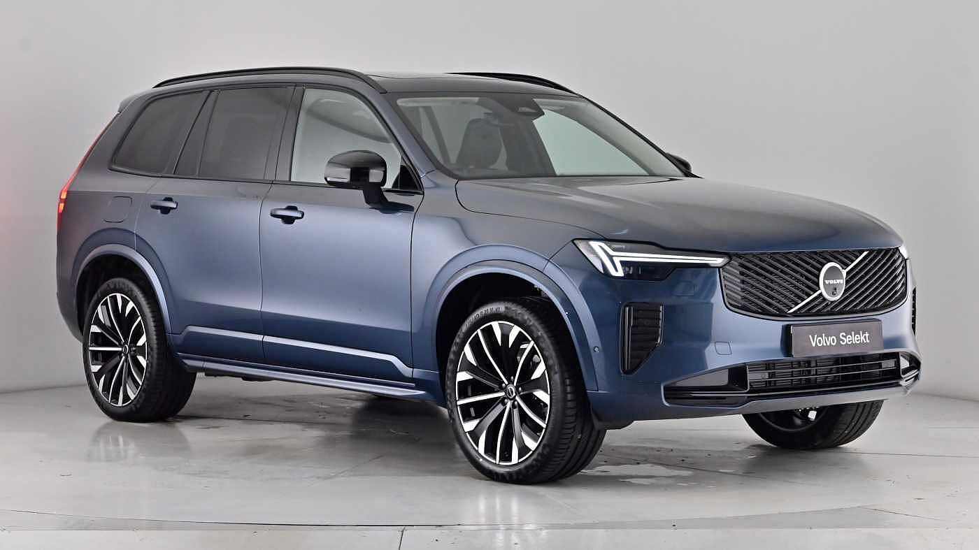 Main listing image - Volvo XC90