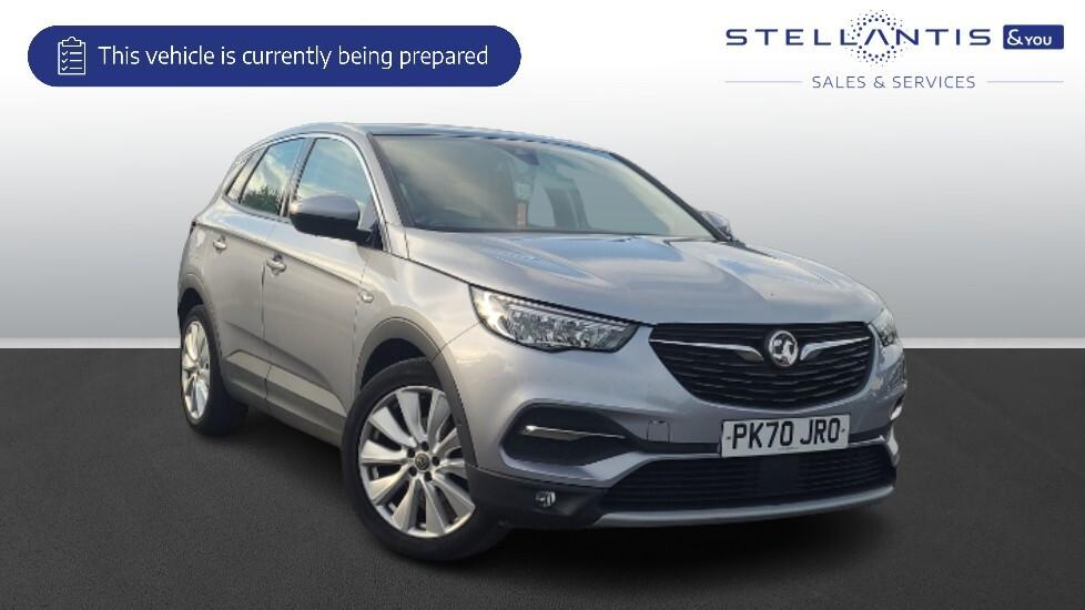 Main listing image - Vauxhall Grandland X