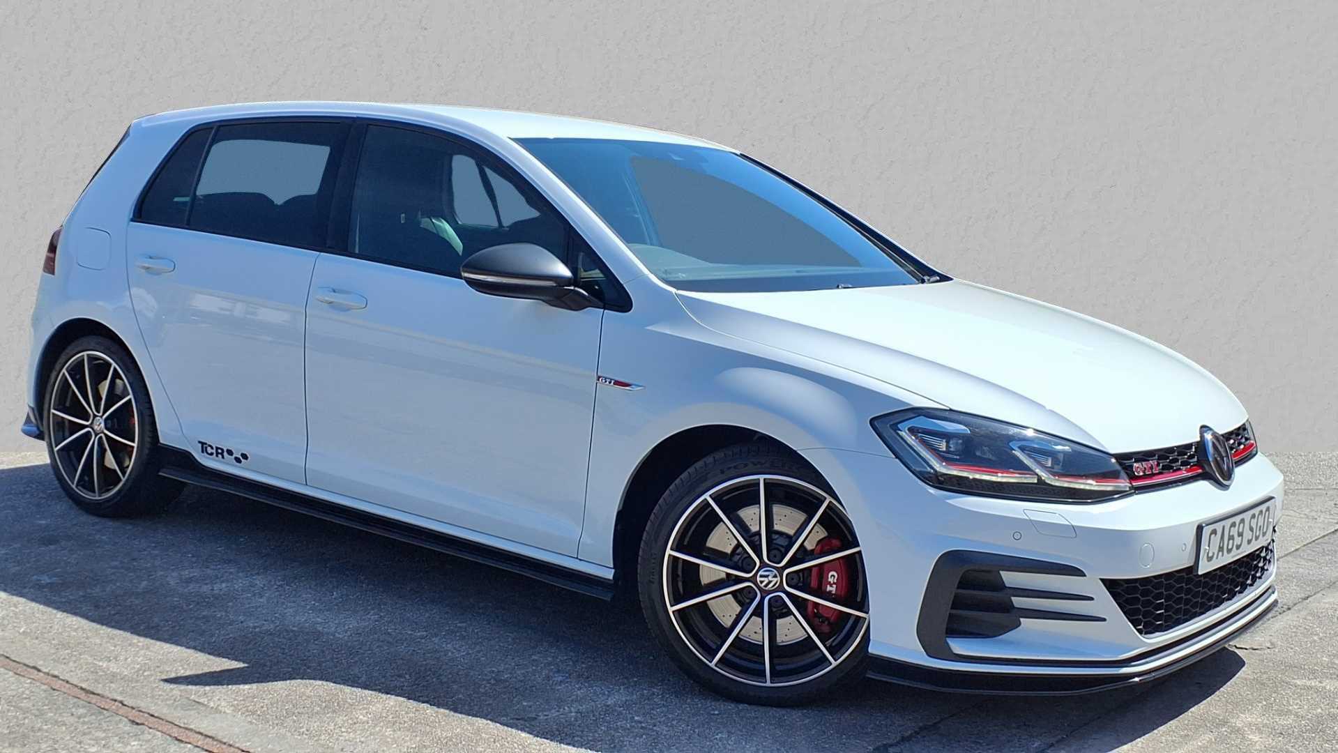 Main listing image - Volkswagen Golf GTI