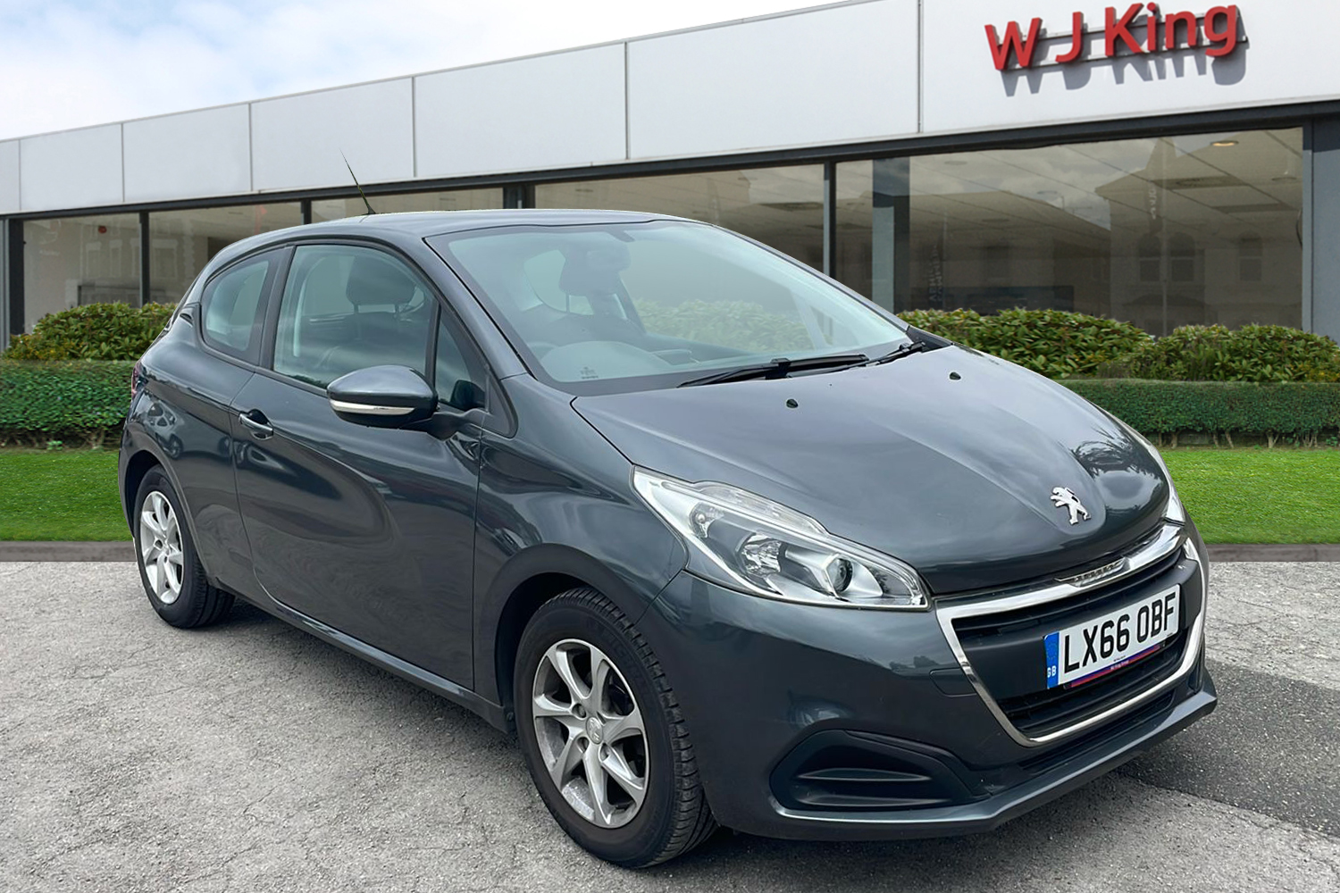 Main listing image - Peugeot 208