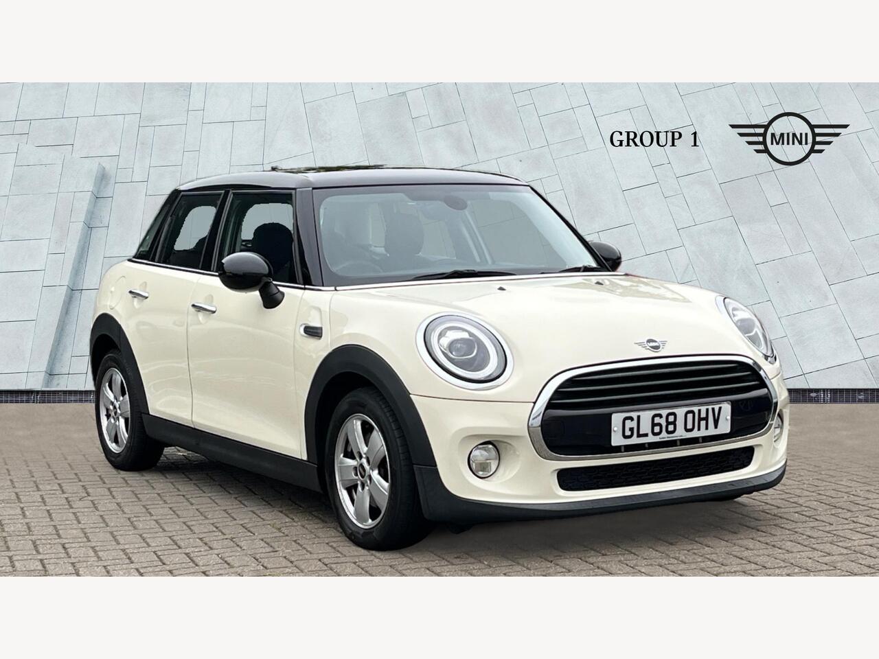 Main listing image - MINI Hatchback 5dr