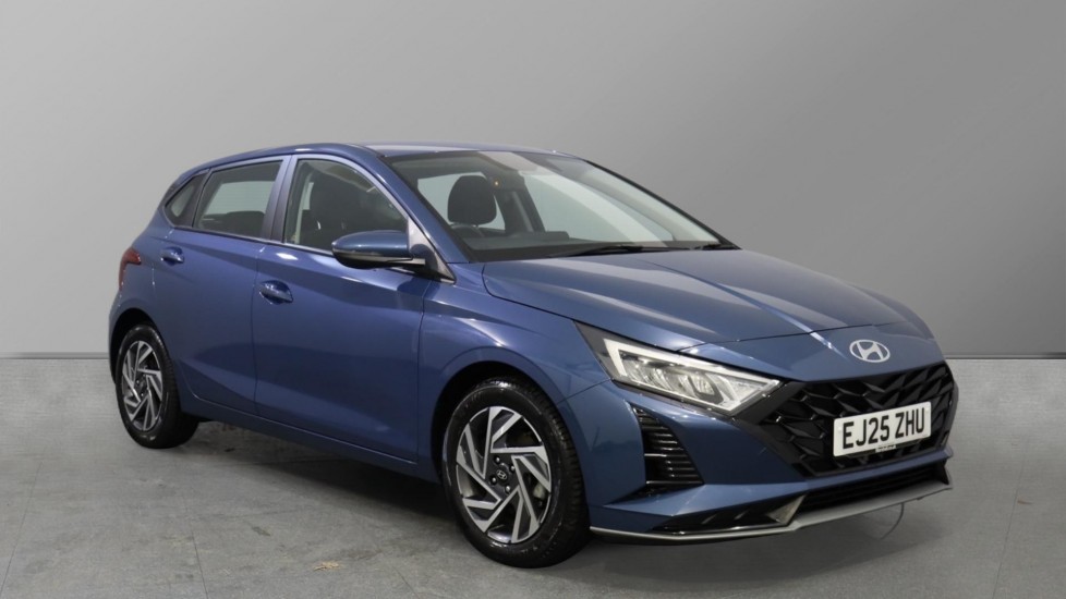 Main listing image - Hyundai i20