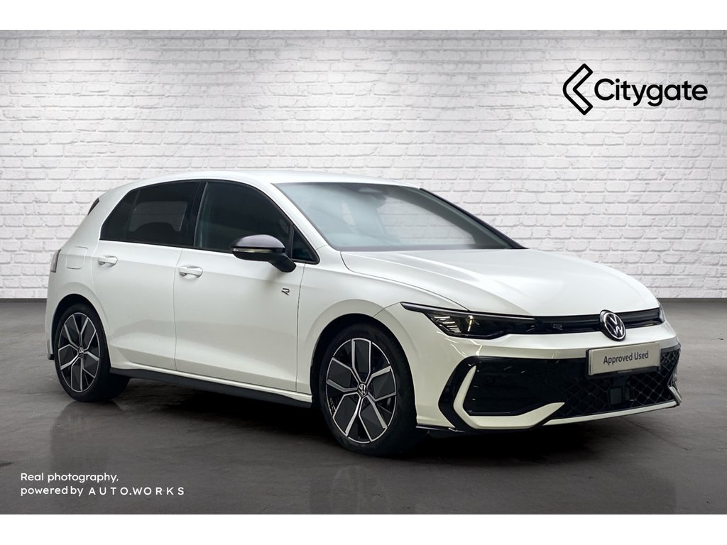 Main listing image - Volkswagen Golf