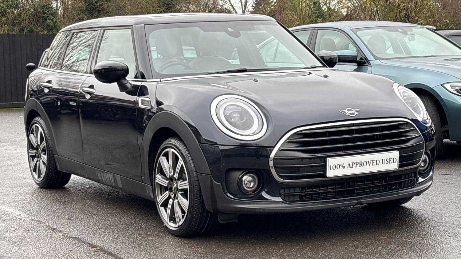 Main listing image - MINI Clubman