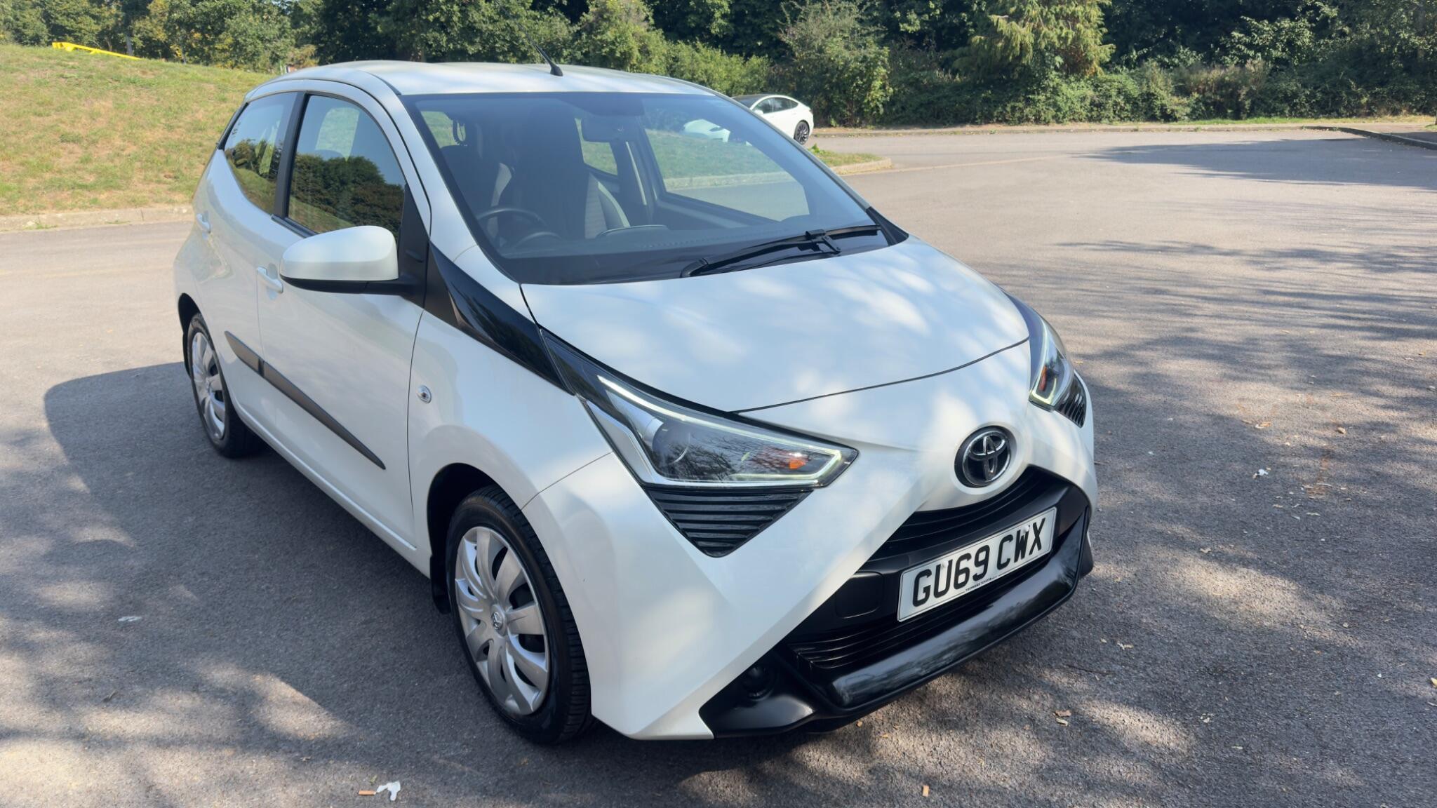 Main listing image - Toyota Aygo