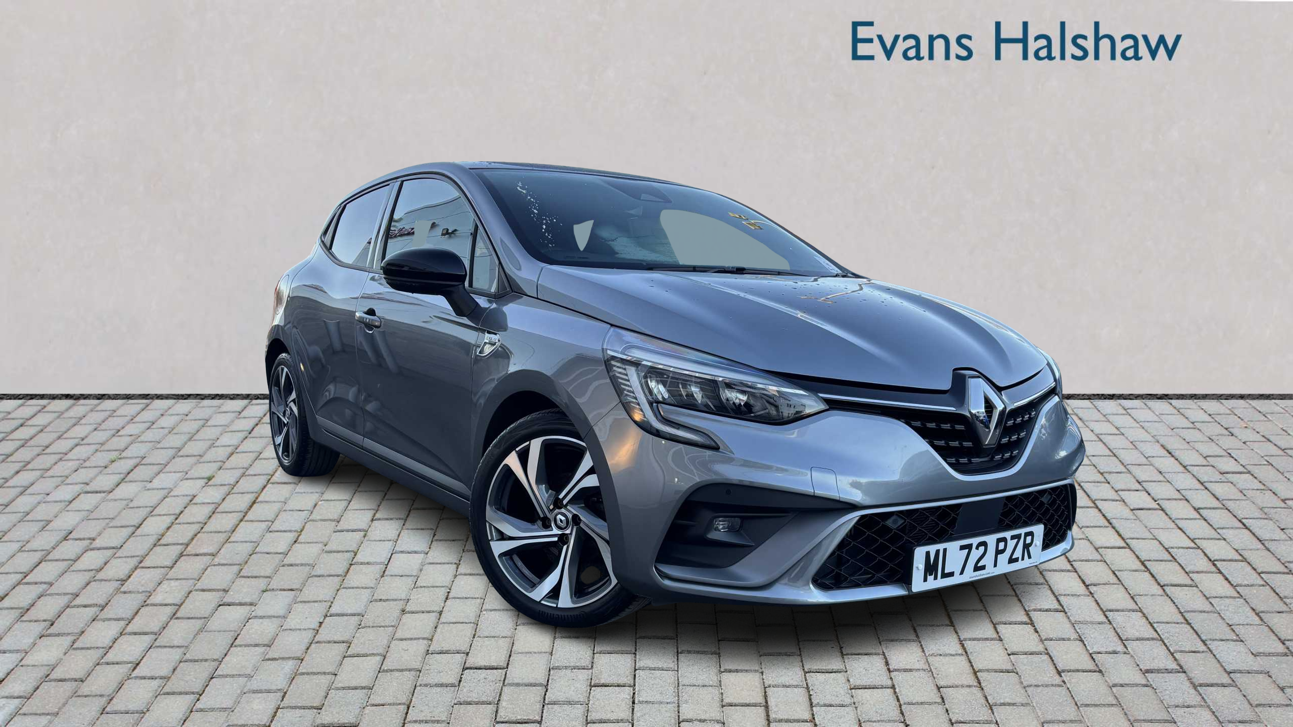 Main listing image - Renault Clio