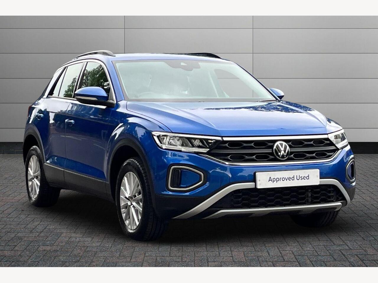 Main listing image - Volkswagen T-Roc