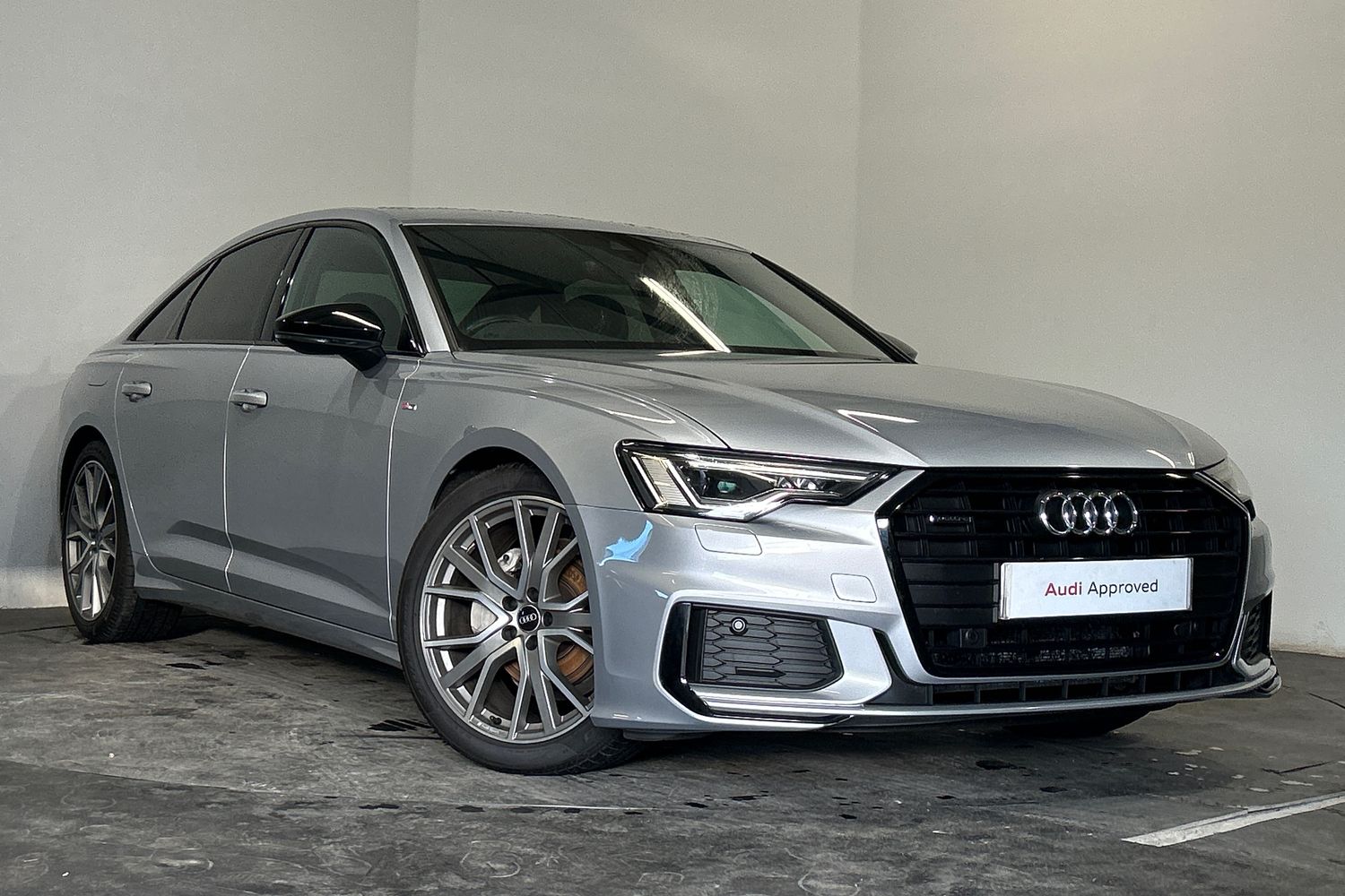 Main listing image - Audi A6