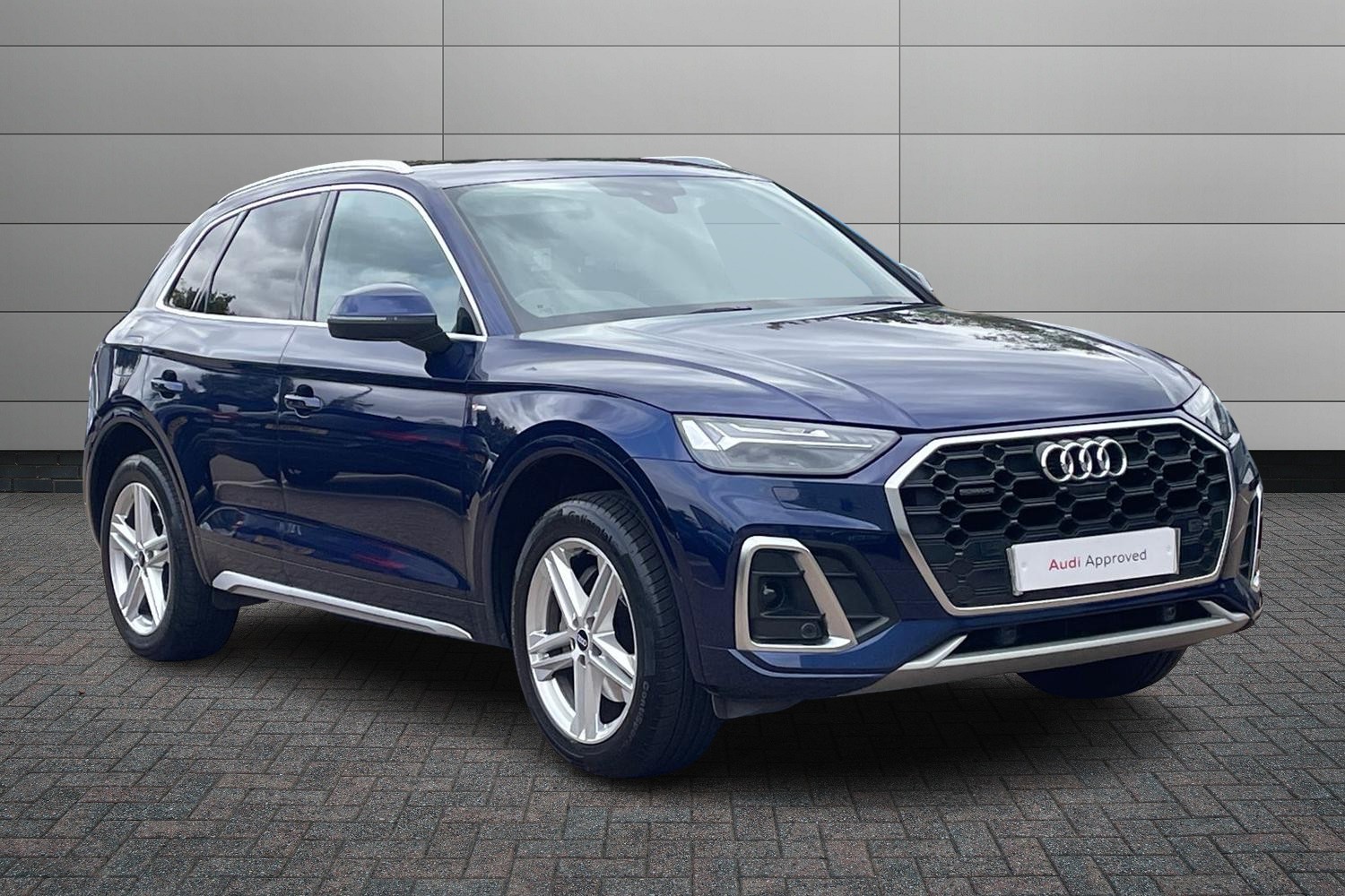 Main listing image - Audi Q5