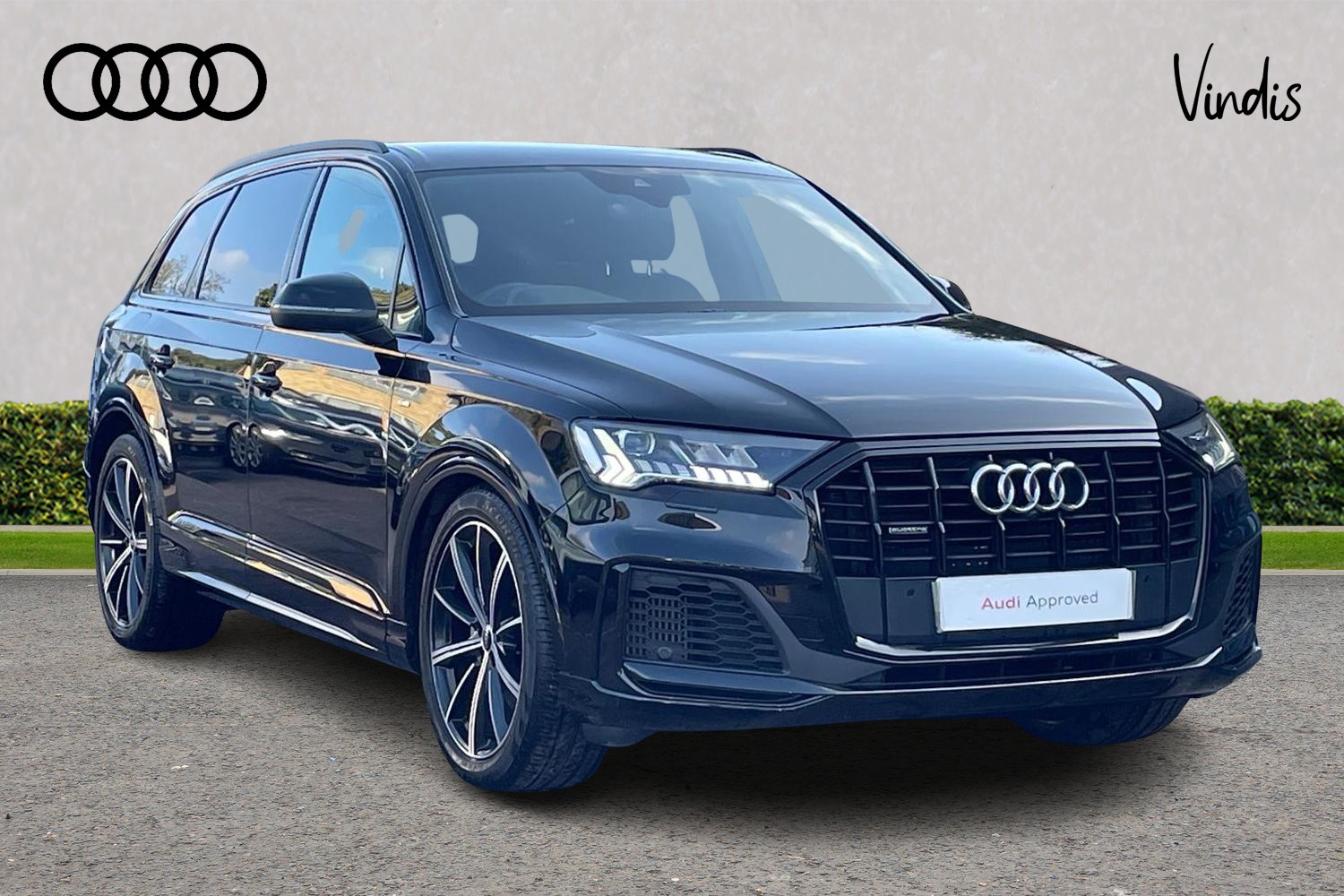 Main listing image - Audi Q7