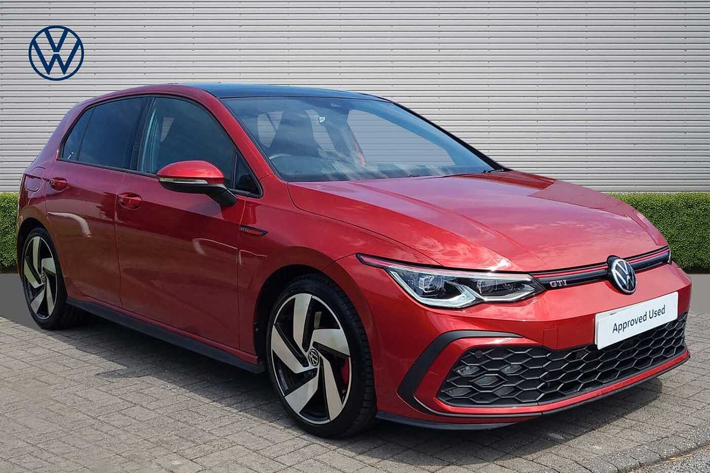 Main listing image - Volkswagen Golf