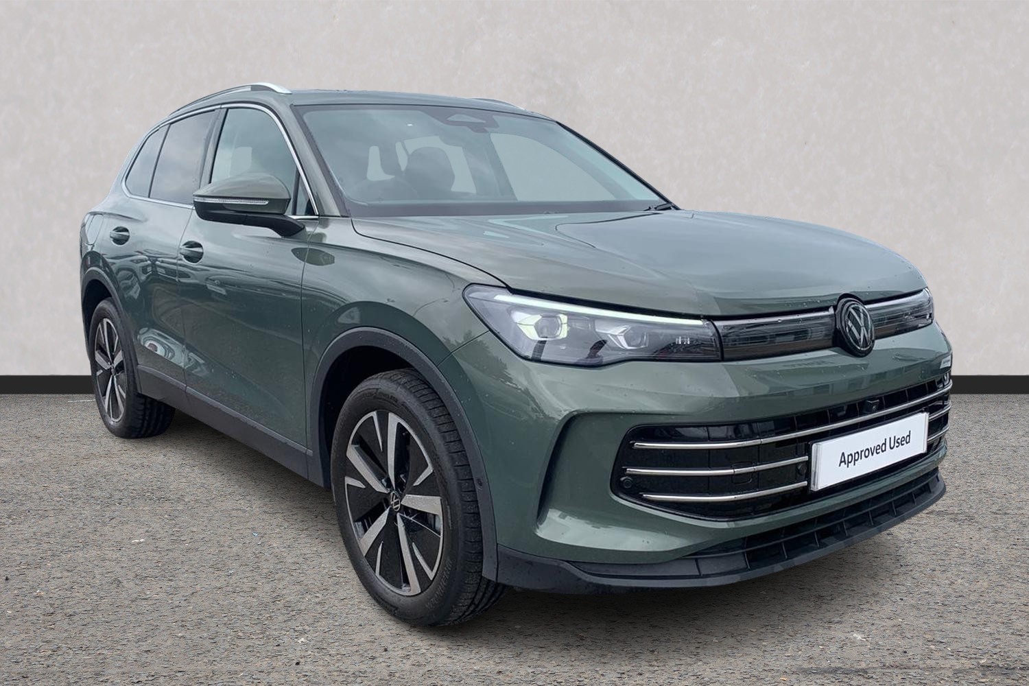 Main listing image - Volkswagen Tiguan