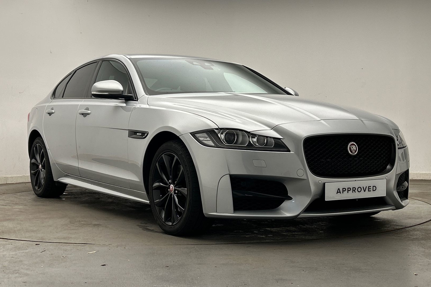 Main listing image - Jaguar XF