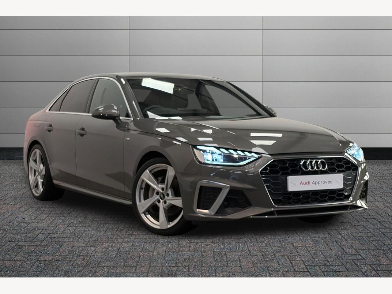 Main listing image - Audi A4