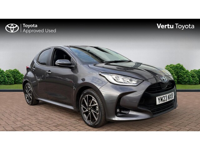 Main listing image - Toyota Yaris