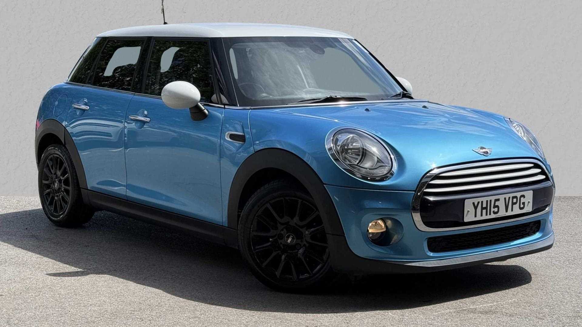 Main listing image - MINI Hatchback 5dr