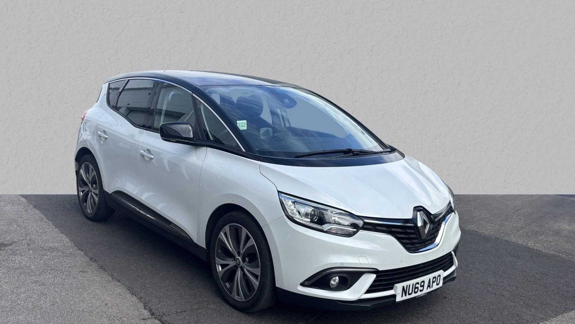 Main listing image - Renault Scenic