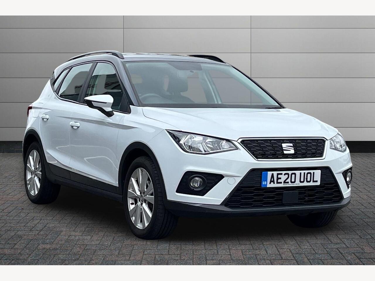 Main listing image - SEAT Arona