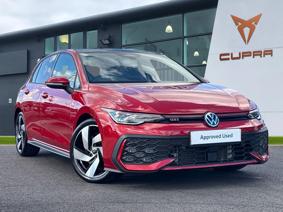 Main listing image - Volkswagen Golf