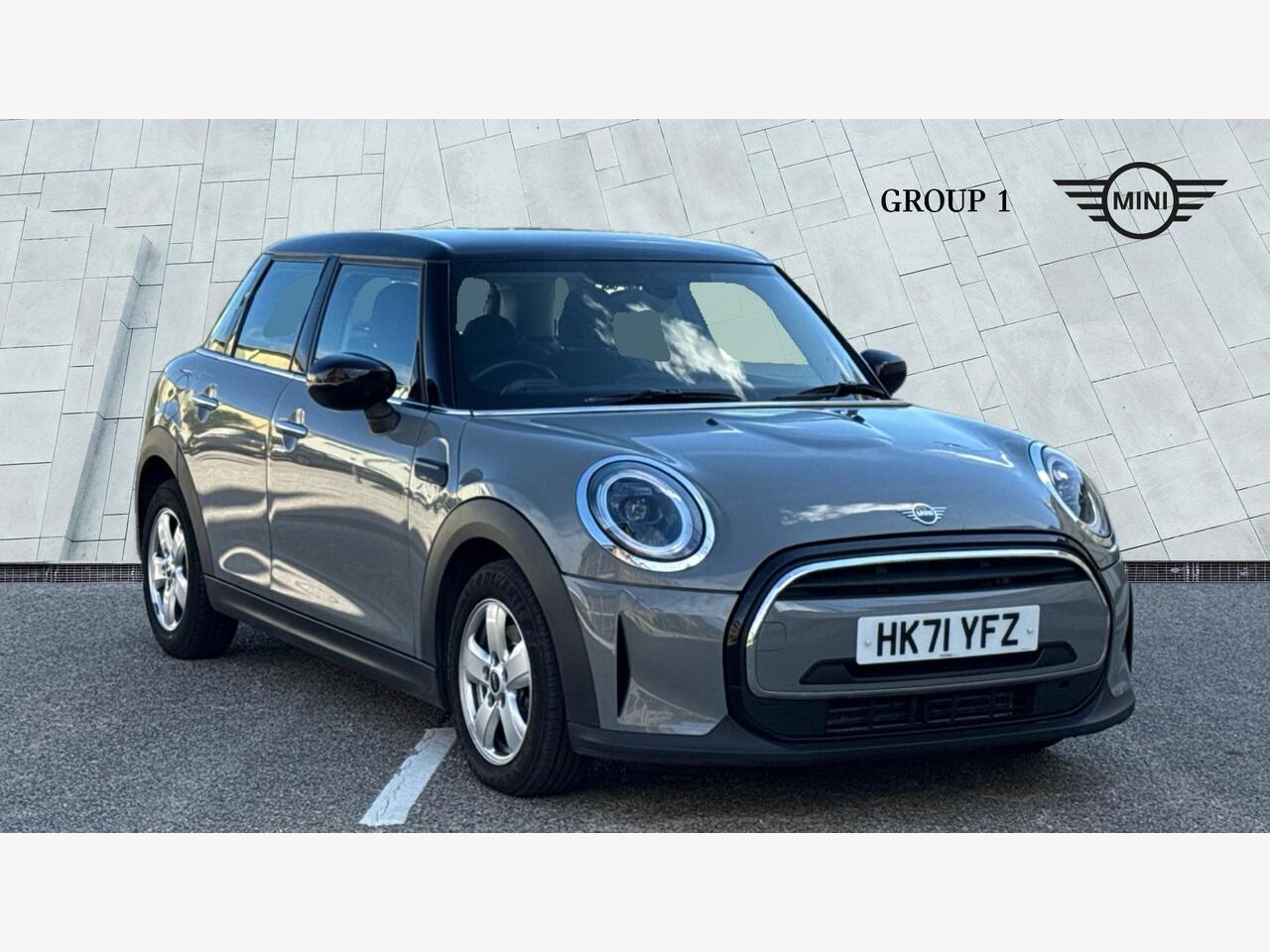 Main listing image - MINI Hatchback 5dr