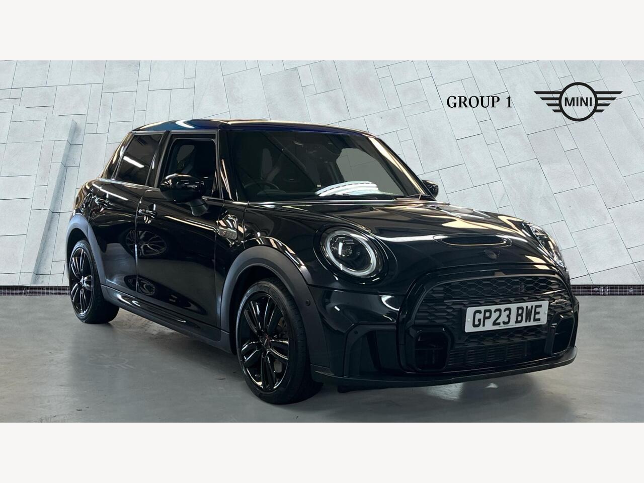 Main listing image - MINI Hatchback 5dr