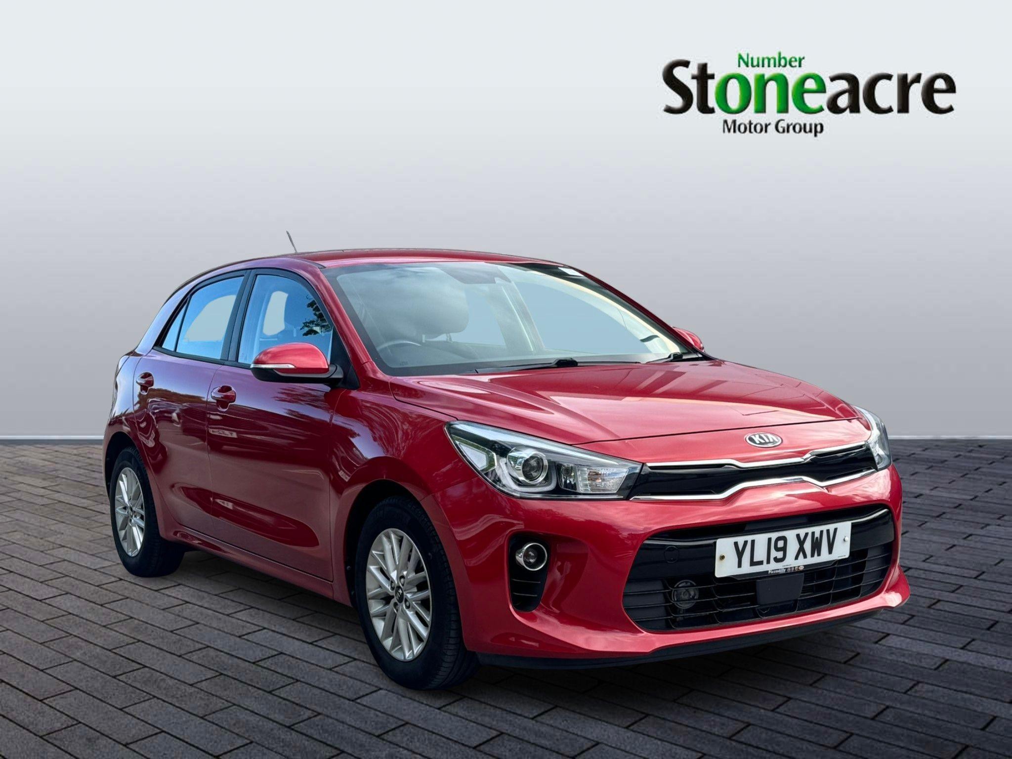 Main listing image - Kia Rio