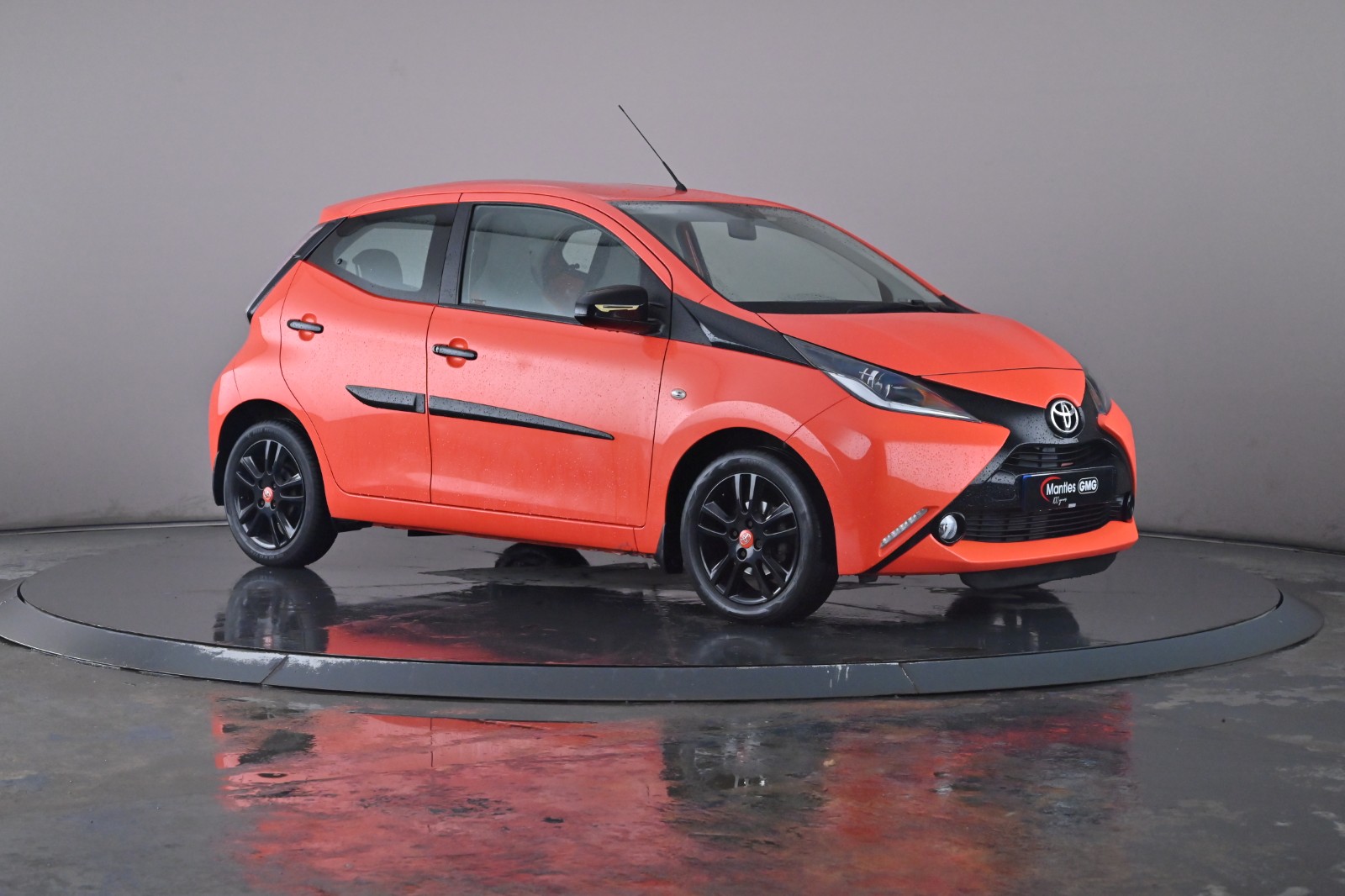 Main listing image - Toyota Aygo