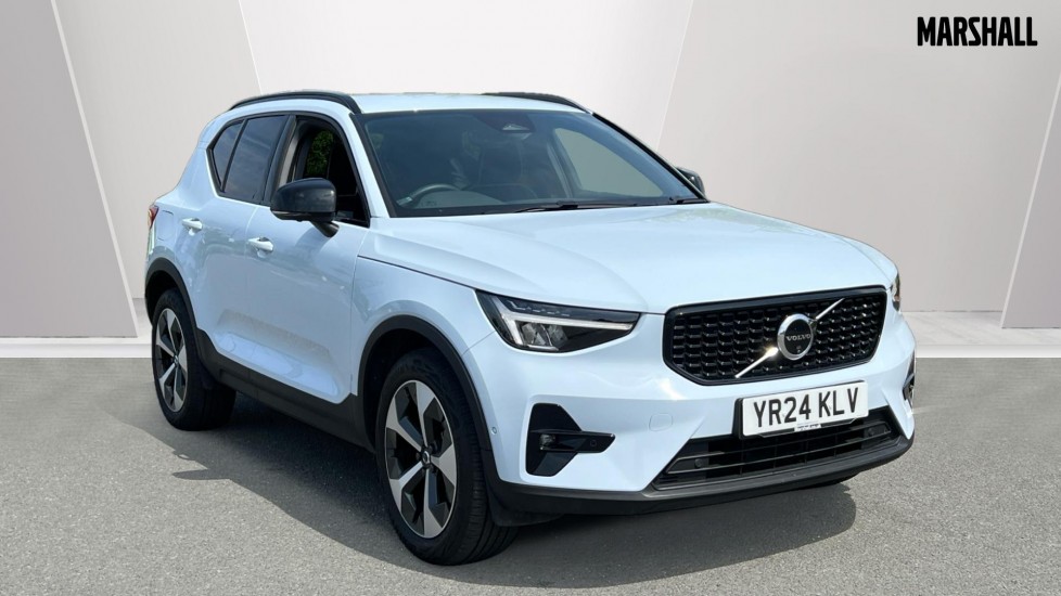 Main listing image - Volvo XC40