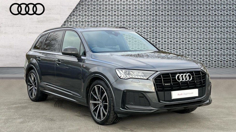 Main listing image - Audi Q7