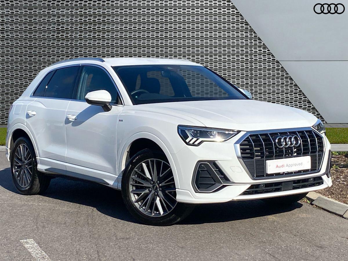 Main listing image - Audi Q3