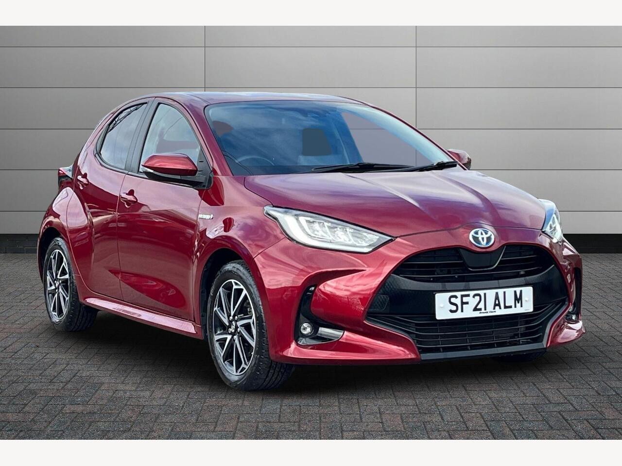 Main listing image - Toyota Yaris