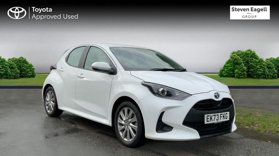 Main listing image - Toyota Yaris