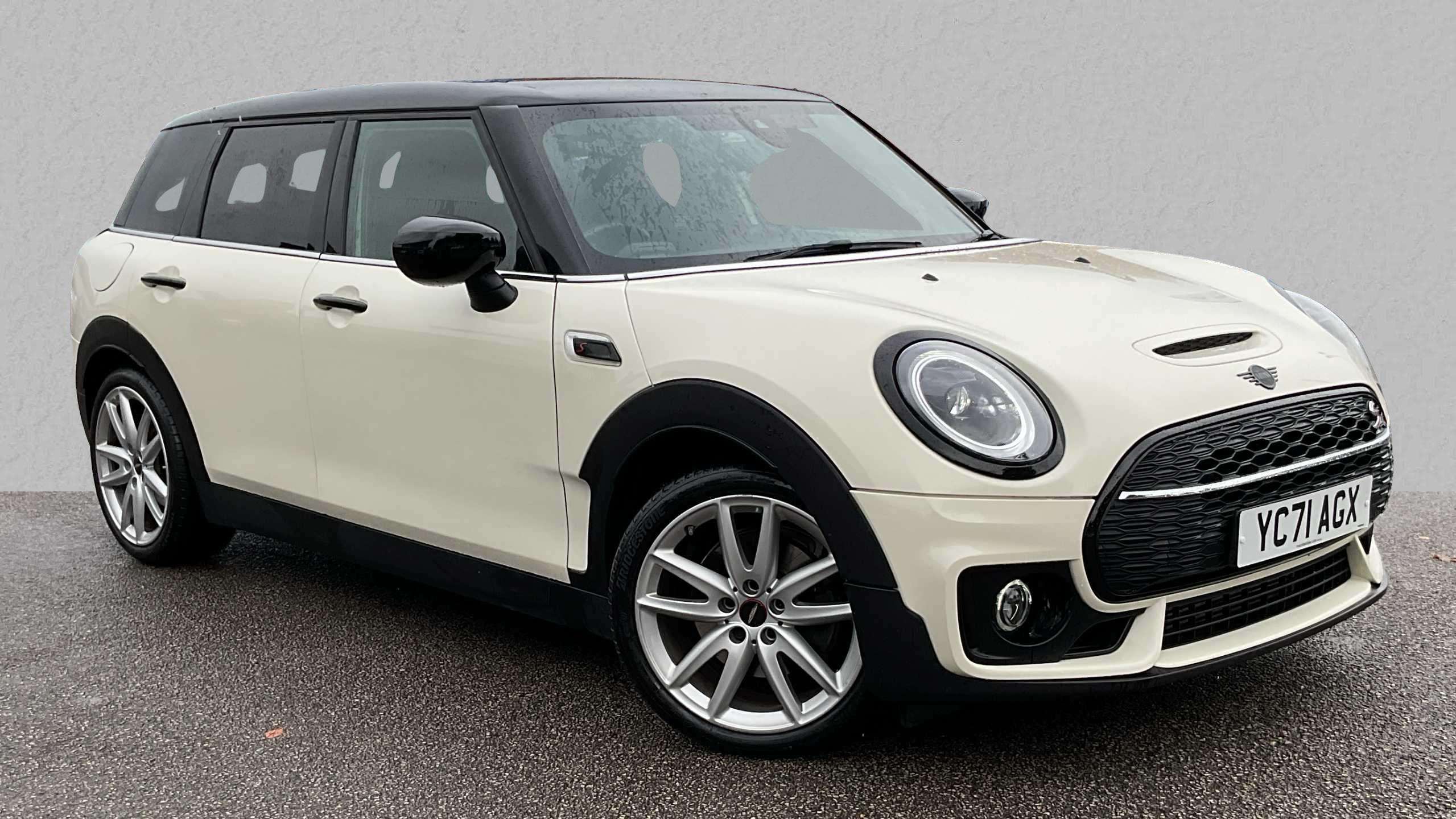 Main listing image - MINI Clubman