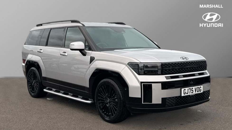 Main listing image - Hyundai Santa Fe