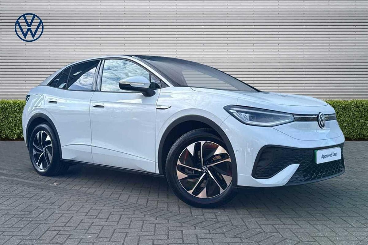 Main listing image - Volkswagen ID.5