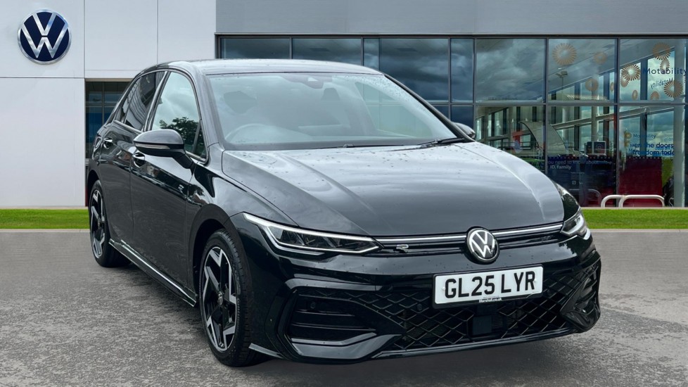 Main listing image - Volkswagen Golf