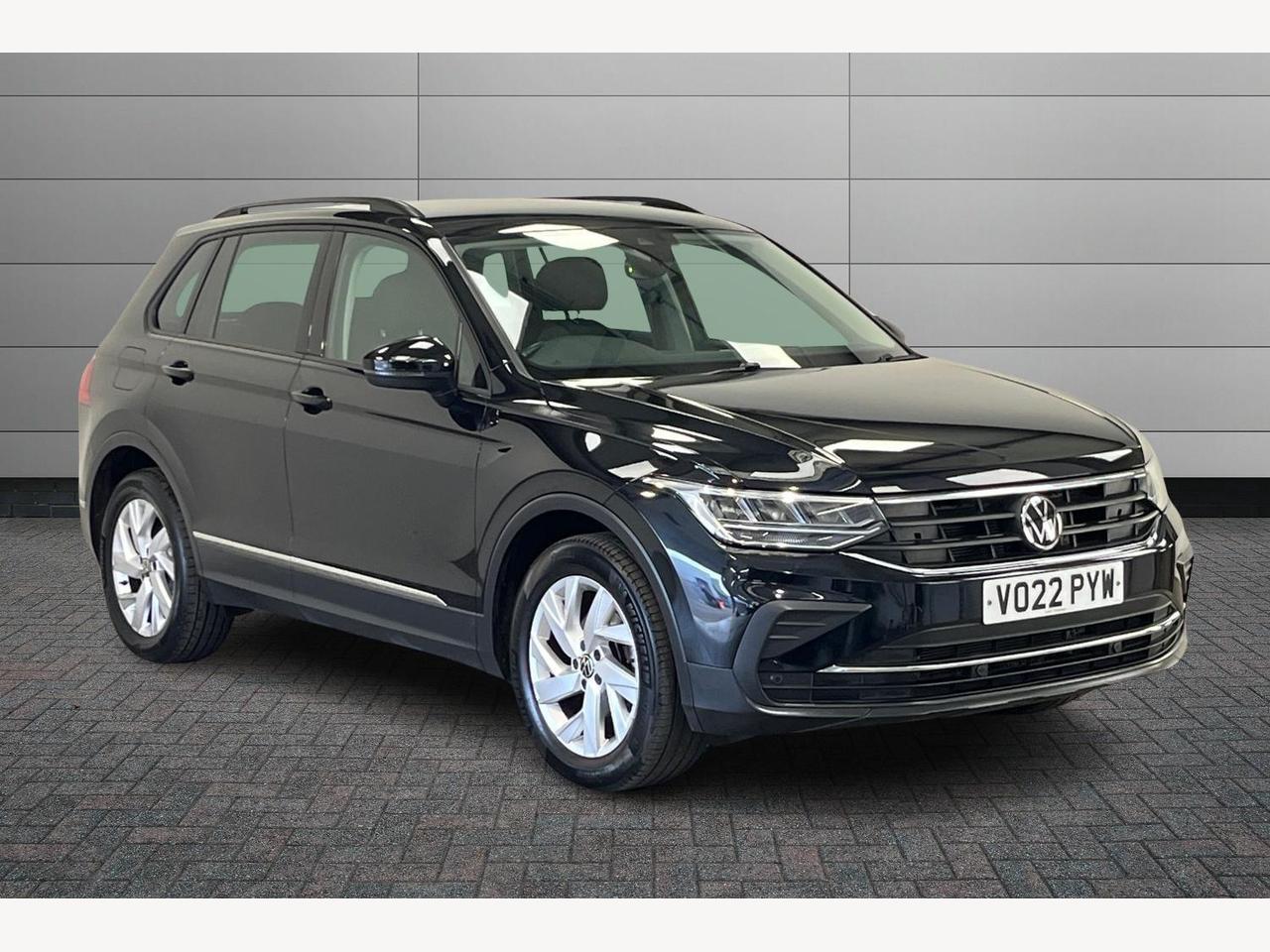 Main listing image - Volkswagen Tiguan