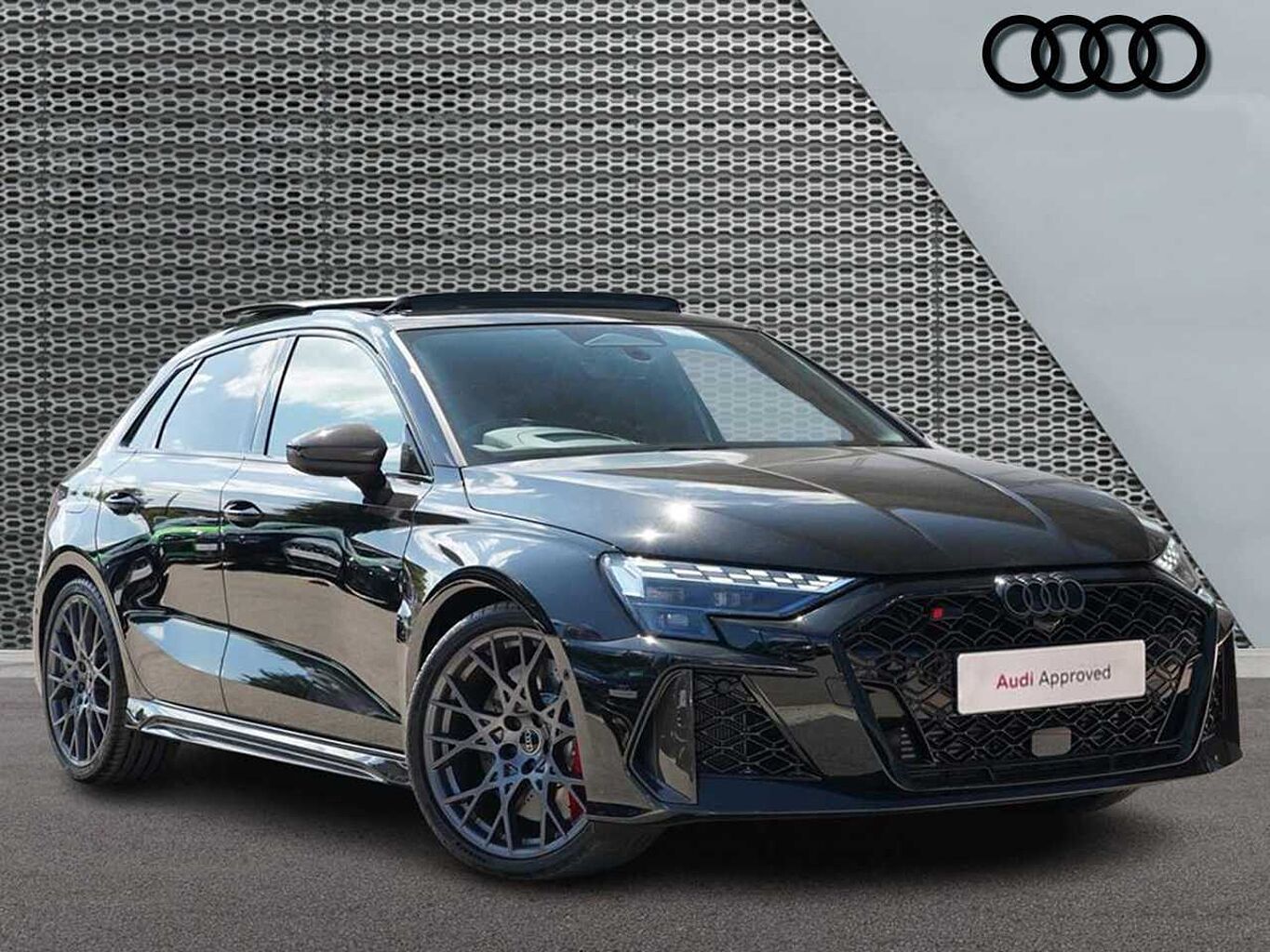 Main listing image - Audi RS3